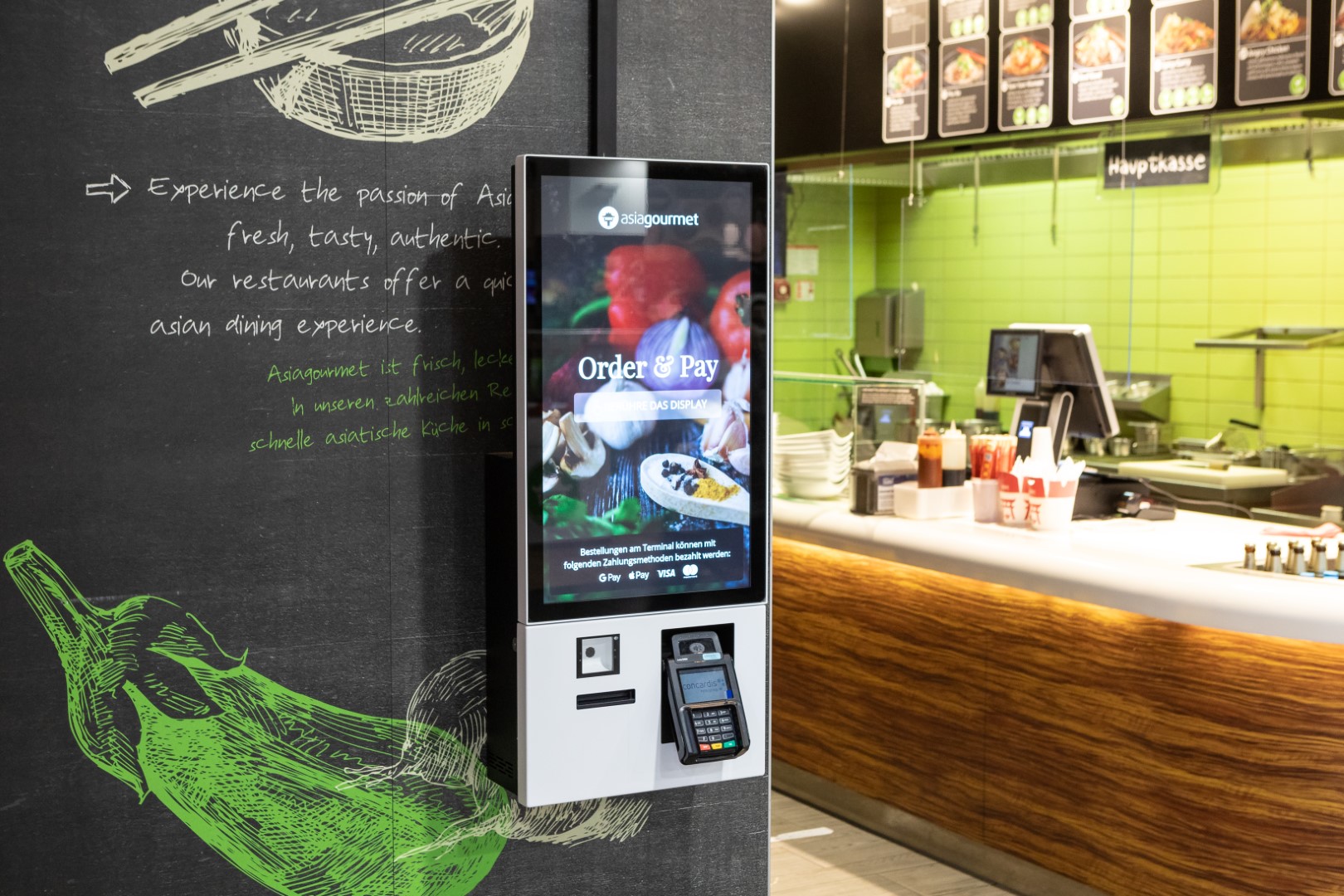 Self-order kiosk bij Asiagourmet Düsseldorf Airport